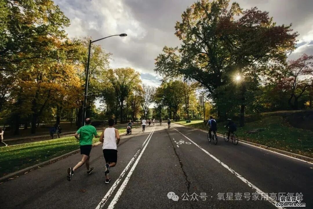 比咖啡提神,比睡觉解乏:民用高压氧如何成为“续命”新神器?