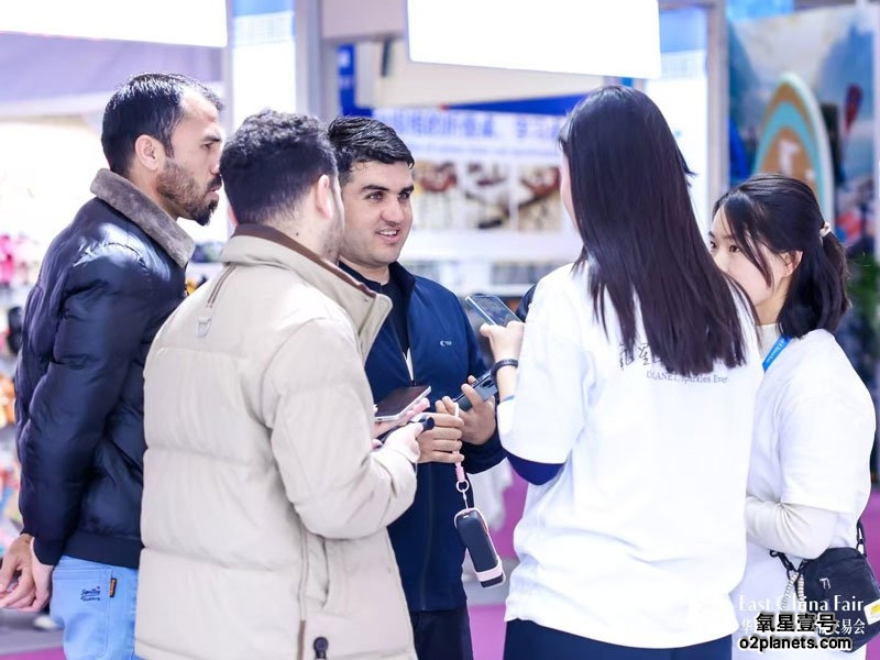 氧星壹号家用高压氧舱华交会现场