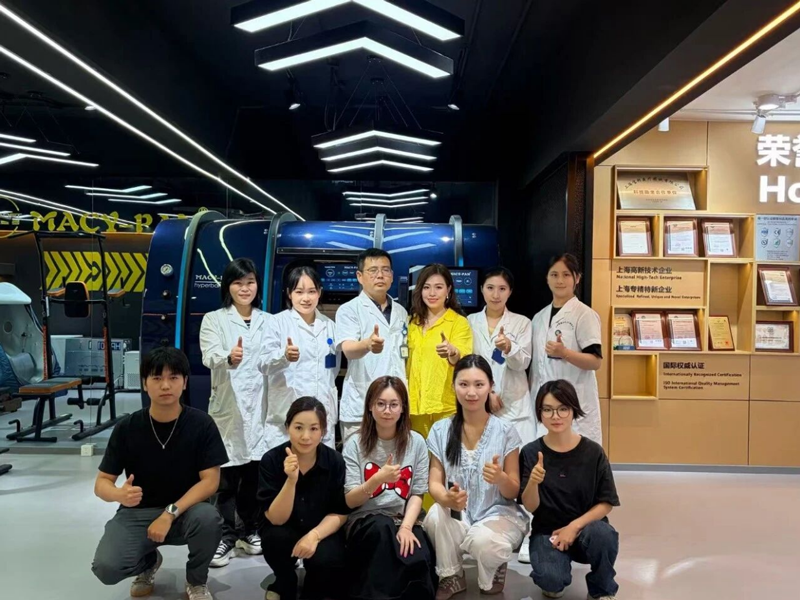 家医护航暖人心!石湖荡社卫中心走进上海宝邦送健康